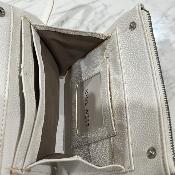 Nine West purse - Picture 4 of 10